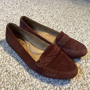 Born Womens Suede Leather Loafers Size 8.5 40 Flat Braided Detail Burgundy Brown